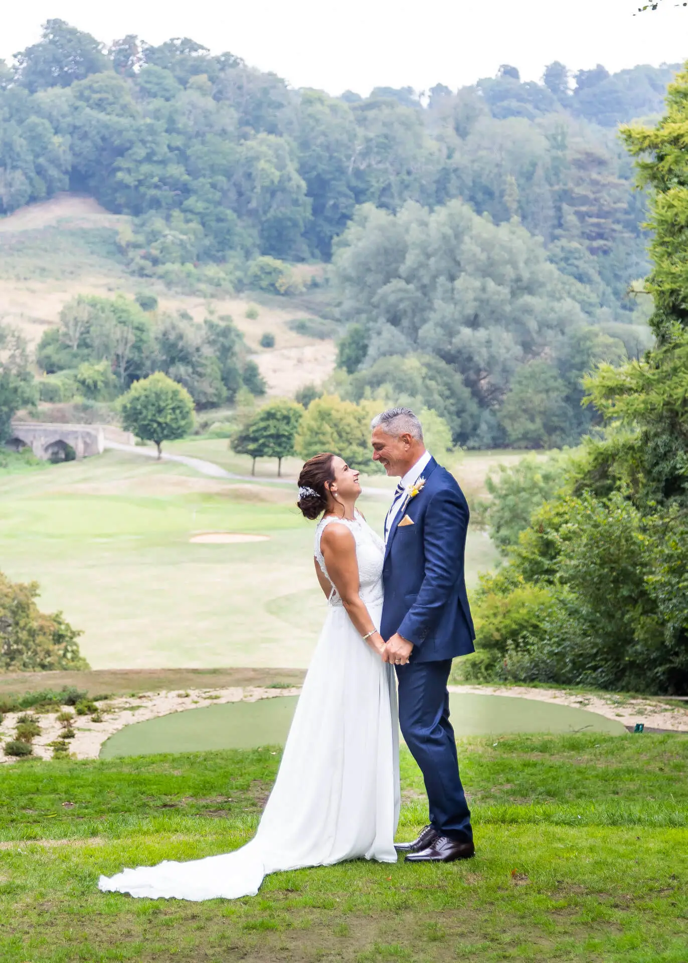 15693466-ce43-451c-8e60-f631c5179906